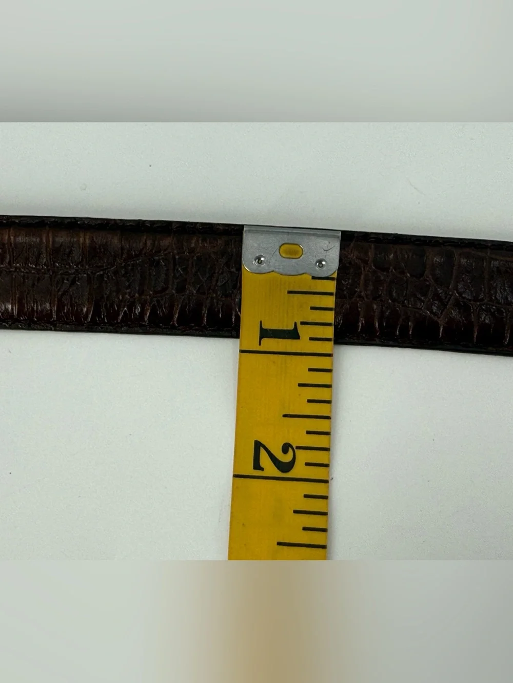 Coldwater Creek Vintage 90s Croc Embossed Leather Belt M/L‎